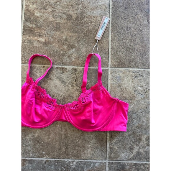 Skims Fits Everybody Lace Underwire Bra Neon Rose Size 42A - Picture 4 of 8